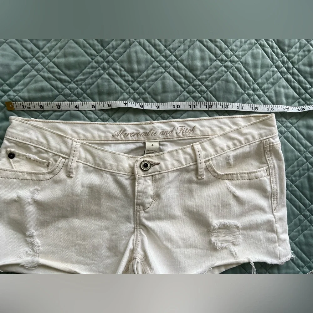 Abercrombie & Fitch White Distressed Denim Shorts - Picture 8 of 9
